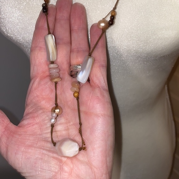 Silpada pink natural stone necklace. - Picture 2 of 4